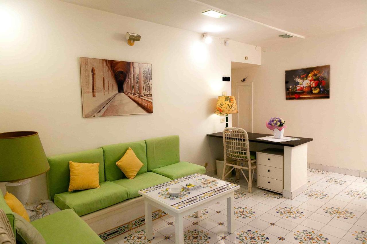 Casa Vacanze Belledonne Apartment Napoli Ngoại thất bức ảnh
